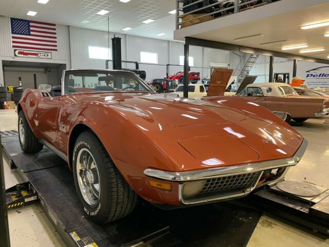 Chevrolet Corvette 1970 image number 2