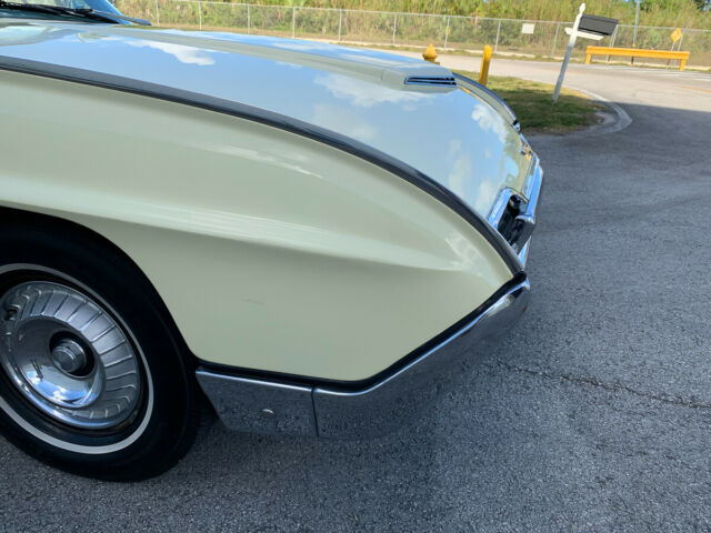 Ford Thunderbird 1963 image number 34