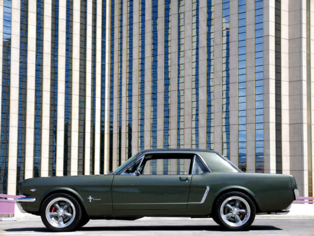 Ford Mustang 1965 image number 0