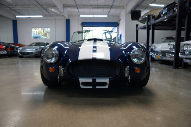 Ford Shelby AC Cobra Replica 1965 image number 10