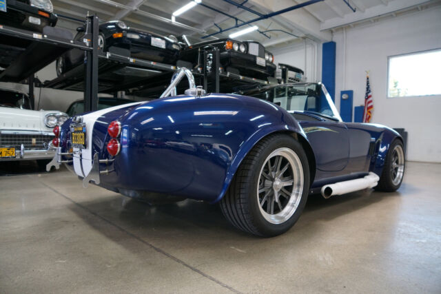 Ford Shelby AC Cobra Replica 1965 image number 16