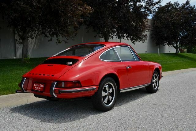 Porsche 911 E COUPE 1969 image number 2