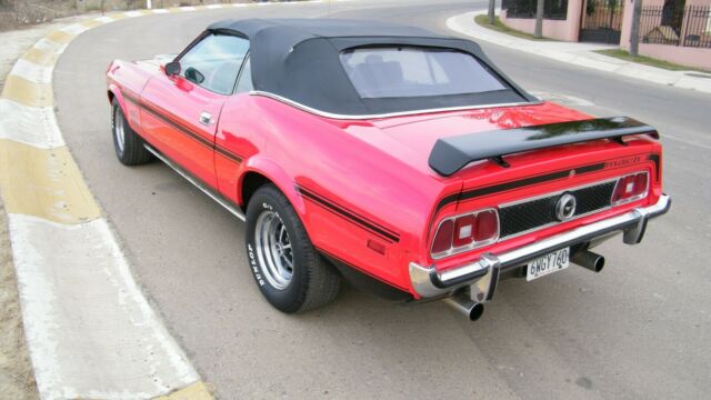 Ford Mustang 1973 image number 36