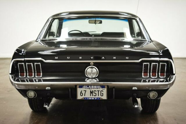 Ford Mustang 1967 image number 29