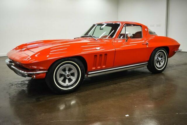 Chevrolet Corvette 1965 image number 2