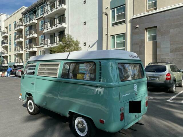 Volkswagen Bus/Vanagon 1970 image number 21