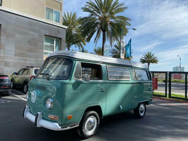 Volkswagen Bus/Vanagon 1970 image number 24