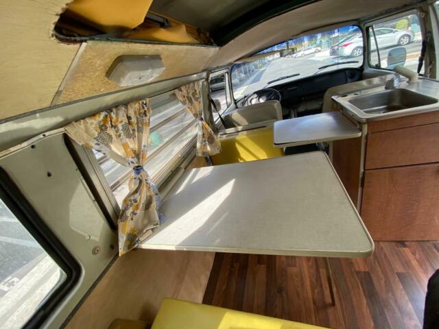 Volkswagen Bus/Vanagon 1970 image number 37