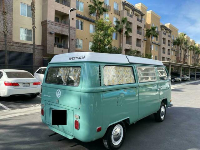 Volkswagen Bus/Vanagon 1970 image number 46