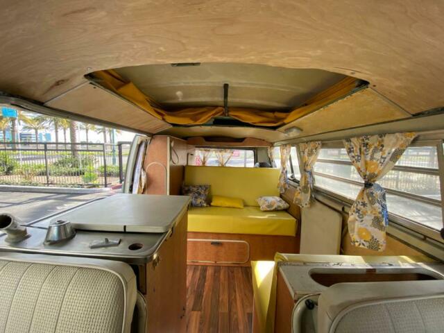 Volkswagen Bus/Vanagon 1970 image number 9