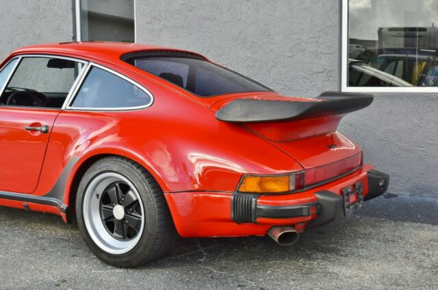 Porsche 930 1979 image number 9