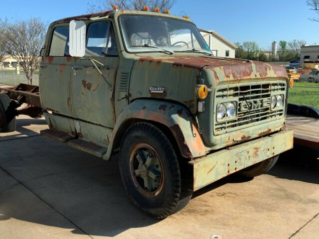 GMC 6500 1968 image number 18