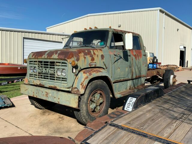 GMC 6500 1968 image number 23