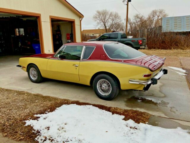 Studebaker Avanti 1979 image number 2