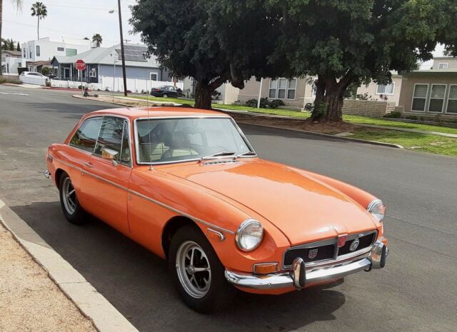 MG MGB 1974 image number 24