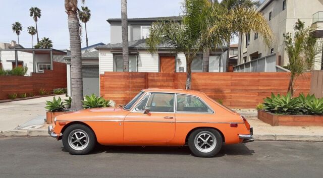 MG MGB 1974 image number 28