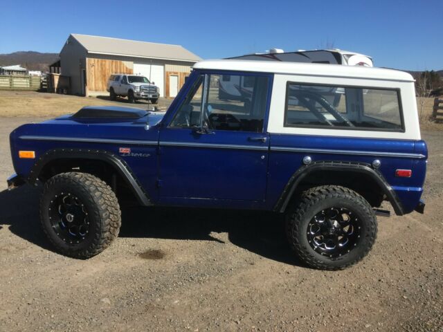 Ford Bronco 1972 image number 13