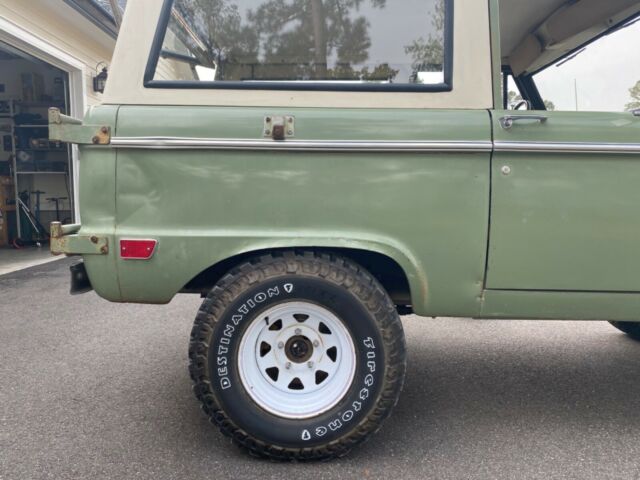 Ford Bronco 1969 image number 16