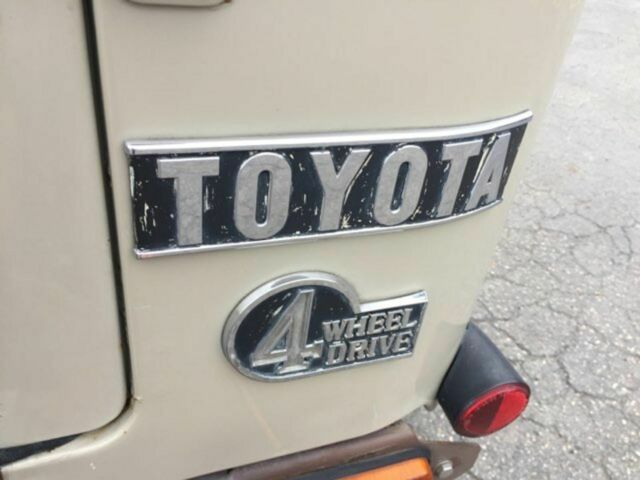 Toyota Land Cruiser 1979 image number 19