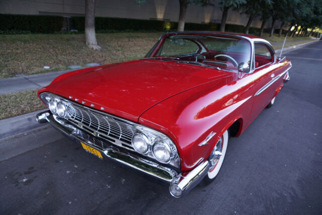 Dodge Dart 318/230HP V8 Phoenix 2 Dr Hardtop 1961 image number 3