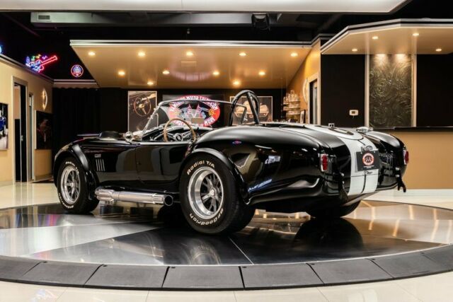 Shelby Cobra 1965 image number 39