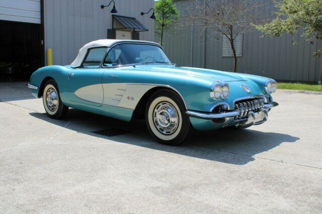 Chevrolet Corvette 1959 image number 2