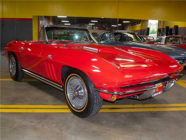 Chevrolet Corvette 1965 image number 0