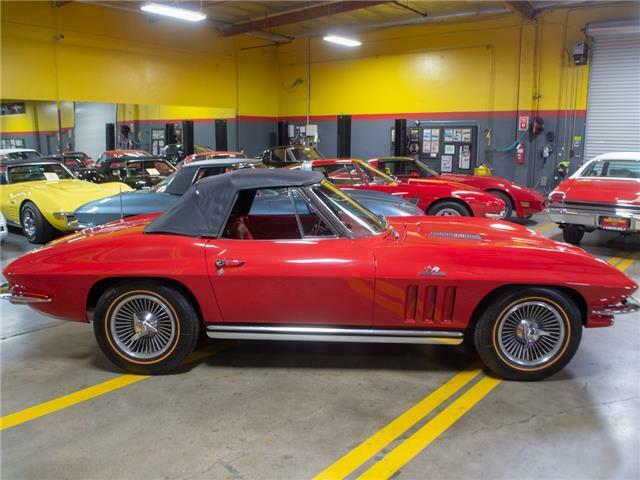 Chevrolet Corvette 1965 image number 33