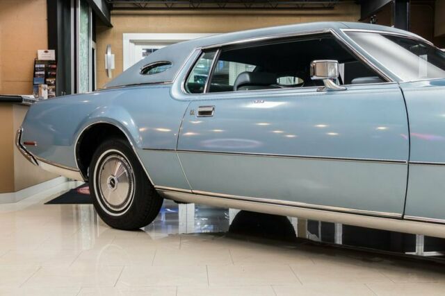 Lincoln Continental 1973 image number 43