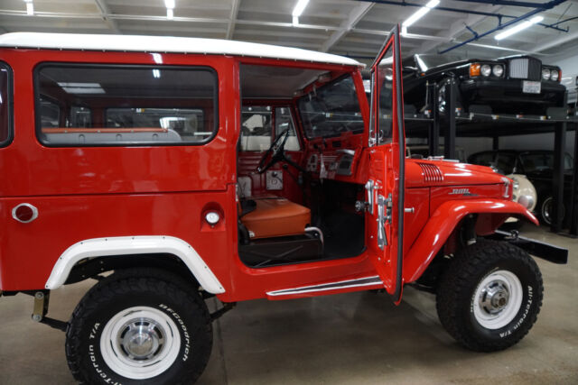 Toyota Landcruiser FJ40L 4WD Hardtop 1965 image number 21