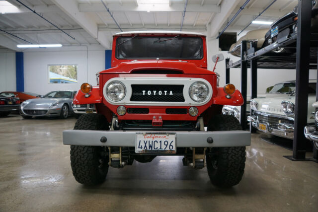 Toyota Landcruiser FJ40L 4WD Hardtop 1965 image number 8