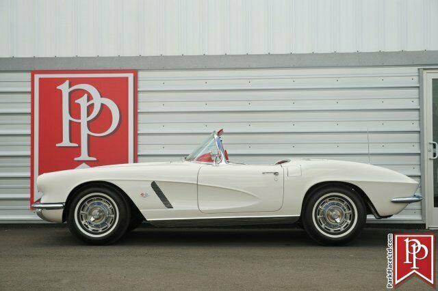 Chevrolet Corvette 1962 image number 17