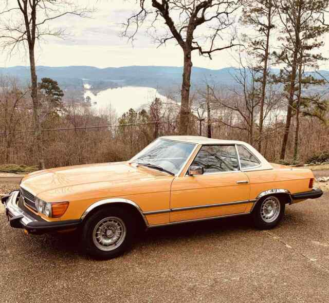 Mercedes-Benz 450SL 1979 image number 0