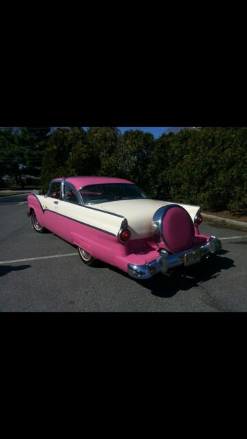 Ford Crown Victoria 1955 image number 34