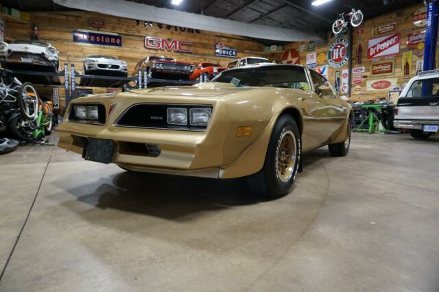 Pontiac Firebird 1978 image number 2