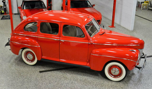 Ford Super Deluxe 1941 image number 4