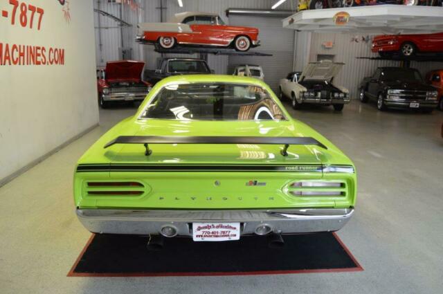 Plymouth Road Runner 1970 image number 28