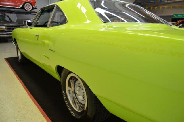 Plymouth Road Runner 1970 image number 30