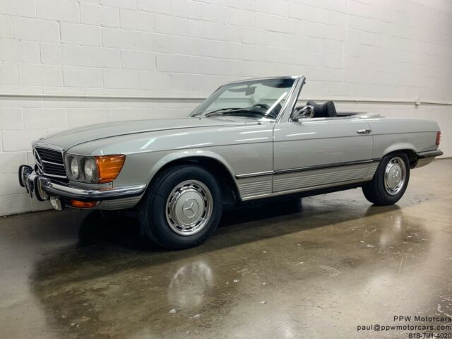 Mercedes-Benz SL-Class 1973 image number 16