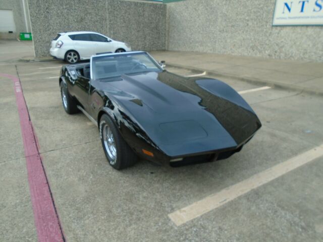 Chevrolet Corvette 1974 image number 24