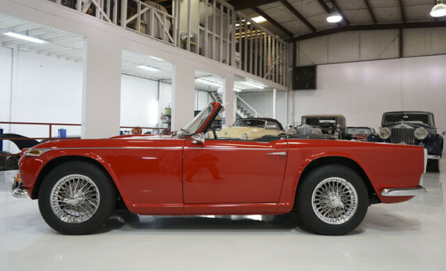 Triumph TR4A 1965 image number 30