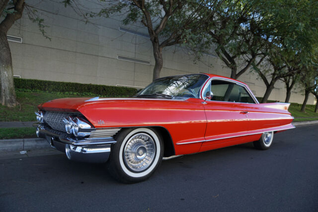 Cadillac DeVille 1961 image number 3