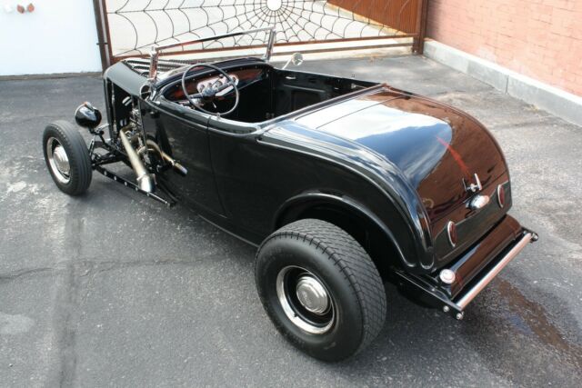 Ford Roadster 1932 image number 33