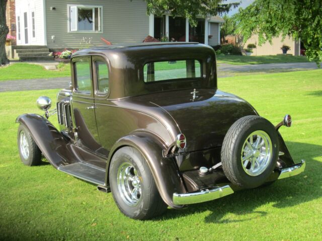 Chevrolet Confederate 1932 image number 2