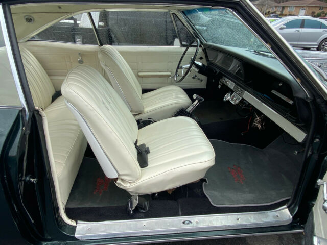 Chevrolet Impala 1966 image number 17