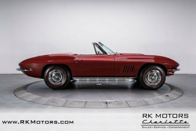 Chevrolet Corvette 1967 image number 36