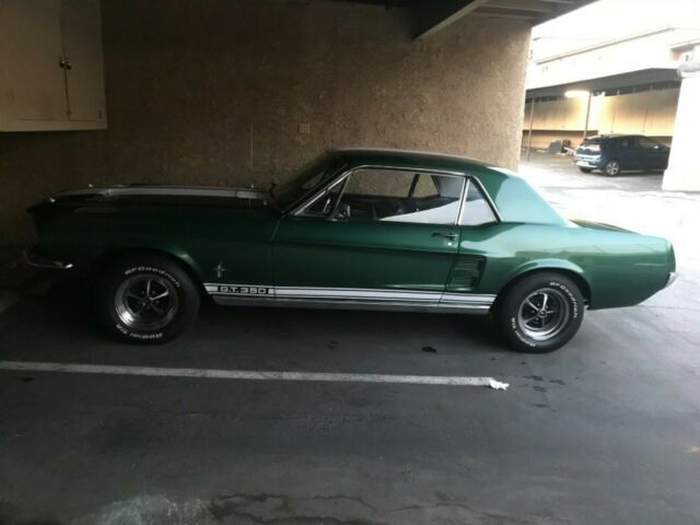 Ford Mustang 1967 image number 21