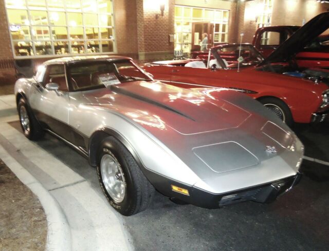 Chevrolet Corvette 1978 image number 1