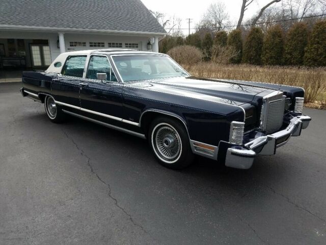 Lincoln Continental 1979 image number 24