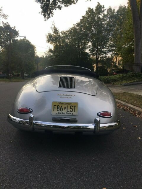 Porsche 356 1957 image number 29